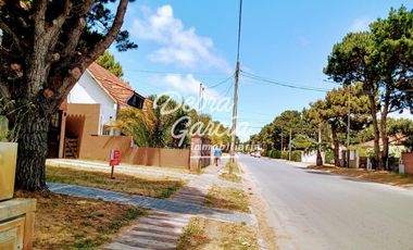 VENTA CASA MAR DE AJO SAN RAFAEL 4 AMBIENTES CON PILETA