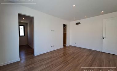 Casa de 6 ambientes En Venta  a estrenar en Greenville Polo Resort Hudson Berazategui