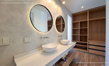 Casa de 6 ambientes En Venta  a estrenar en Greenville Polo Resort Hudson Berazategui