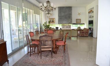 BAYUGAR PROPIEDADES/ LINDISIMA CASA EN VENTA EN AYRES DEL PILAR