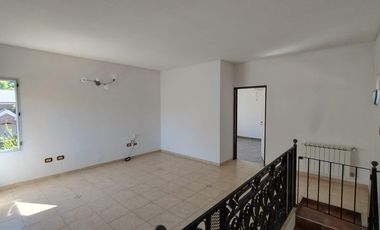 Casa - Maschwitz Village