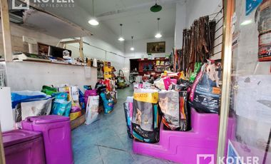 Local en excelente ubicación de Temperley Oeste 132mts cubiertos