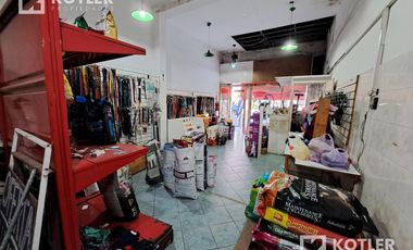 Local en excelente ubicación de Temperley Oeste 132mts cubiertos