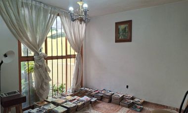 VENDO CASA SOLA CON DEPTO EN ANDRÉS MOLINA ENRIQUEZ, COL. REFORMA IZTACCIHUATL.