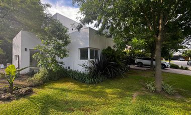 Casa En Alquiler San Matias