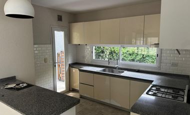 Casa En Alquiler San Matias