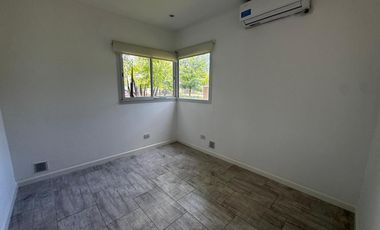 Casa En Alquiler San Matias