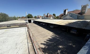 Excelente lote para desarrollo | 1.126 m² con cocheras y depósito | Banfield Oeste