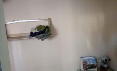 Casa con amplio galpon o taller