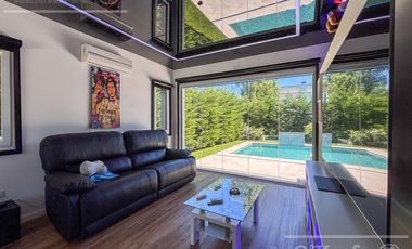 Imponente casa en venta de 5 ambientes en Altos de hudson II, Hudson, Berazategui