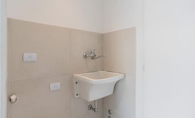 3 ambientes con balcón terraza en Olivos con Vista al Rio y cochera