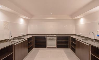 3 ambientes con balcón terraza en Olivos con Vista al Rio y cochera