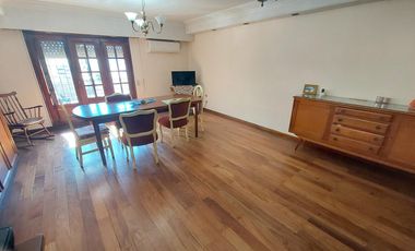 Venta Galpón/Depósito con Vivienda en Av. Provincias Unidas al 200