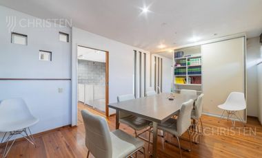 Casa en venta de 3 habitaciones y escritorio Patio y cochera barrio Constituyentes Santa Fe