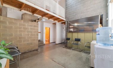 Casa en venta de 3 habitaciones y escritorio Patio y cochera barrio Constituyentes Santa Fe