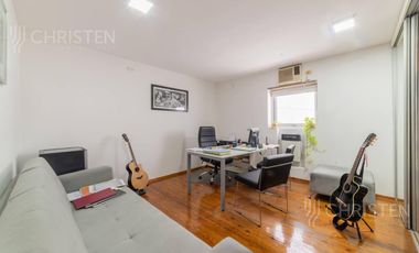 Casa en venta de 3 habitaciones y escritorio Patio y cochera barrio Constituyentes Santa Fe