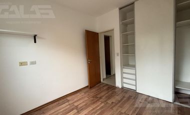 ALQUILER DEPTO | 2 AMBIENTES | BALCÓN | BUEN ESTADO | COCHERA | PADUA SUR