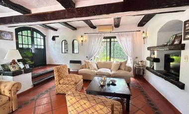 RESERVADA. Casa mediterránea en venta en CC Larena