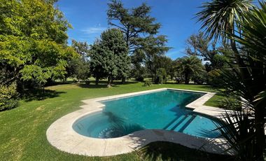 RESERVADA. Casa mediterránea en venta en CC Larena