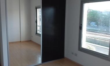 Alquiler - Departamento 2 amb. c/ cochera y Baulera - Ramos Mejia Norte