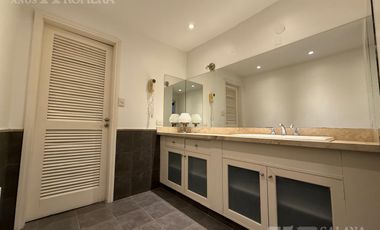 Casa en Olivos en alquiler, 7 ambientes