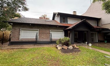 Casa en Olivos en alquiler, 7 ambientes
