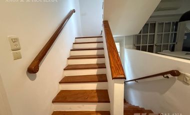 Casa en Olivos en alquiler, 7 ambientes