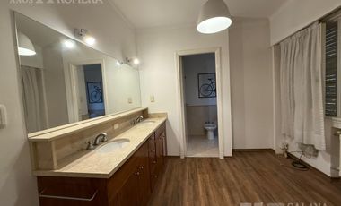 Casa en Olivos en alquiler, 7 ambientes