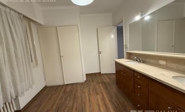 Casa en Olivos en alquiler, 7 ambientes