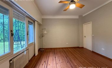 Casa en Olivos en alquiler, 7 ambientes