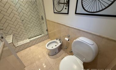 Casa en Olivos en alquiler, 7 ambientes