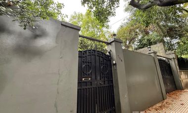 Casa en Olivos en alquiler, 7 ambientes