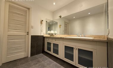 Casa en Olivos en alquiler, 7 ambientes