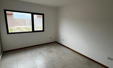 Terreno en Barrio Privado Portal del Arauco Sta Lucia