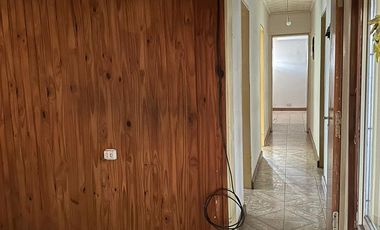 CASA EN VENTA Bº VILLA CABRERA - CERCA COLEGIO PEÑA Y AV. CARAFFA -