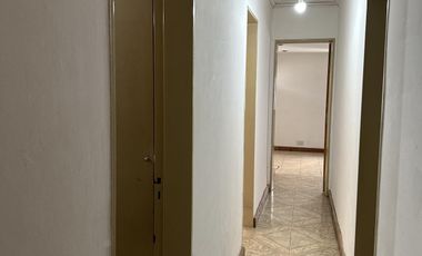CASA EN VENTA Bº VILLA CABRERA - CERCA COLEGIO PEÑA Y AV. CARAFFA -