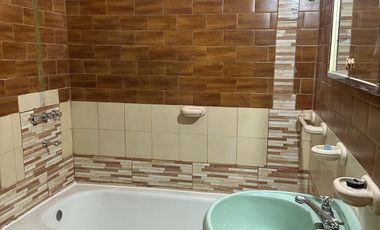 CASA EN VENTA Bº VILLA CABRERA - CERCA COLEGIO PEÑA Y AV. CARAFFA -