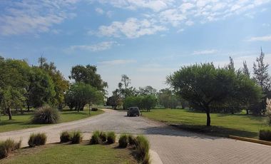 Casa en venta en Medal Country Club - 5 Ambientes