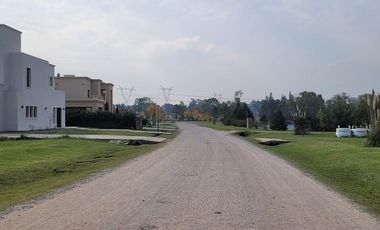 Casa en venta en Medal Country Club - 5 Ambientes