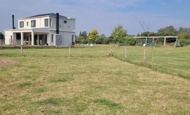 Casa en venta en Medal Country Club - 5 Ambientes