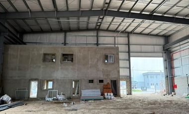 Nave Industrial en Alquiler