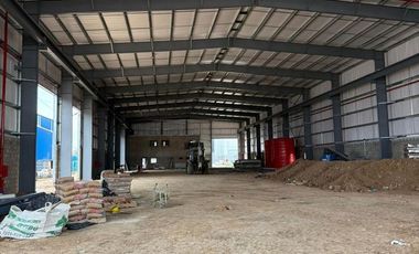 Nave Industrial en Alquiler