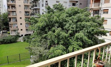 Departamento 4 ambientes con cochera en venta - Olivos-Vias/Maipu