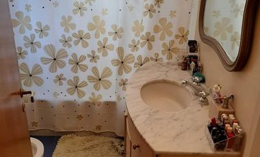 Departamento 4 ambientes con cochera en venta - Olivos-Vias/Maipu