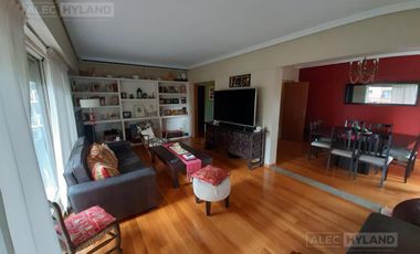 Departamento 4 ambientes con cochera en venta - Olivos-Vias/Maipu