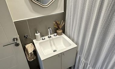 Departamento en Lomas de Zamora, 3 ambientes con balcon terraza, baulera y cochera!