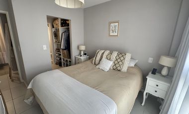 Departamento en Lomas de Zamora, 3 ambientes con balcon terraza, baulera y cochera!