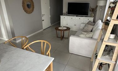 Departamento en Lomas de Zamora, 3 ambientes con balcon terraza, baulera y cochera!