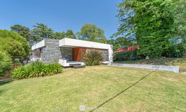Venta - Casa 3 ambientes - Sierra de los Padres - Piscina