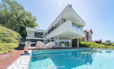 Venta - Casa 3 ambientes - Sierra de los Padres - Piscina